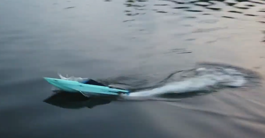 3D-geprinte RC borstelloze speedboot