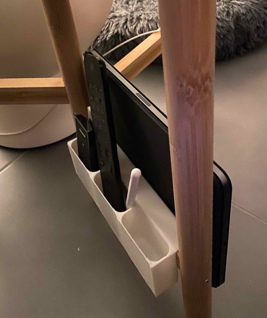 iPad- en afstandsbedieningshouder voor Satsumas Ikea