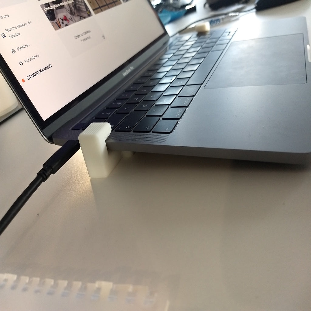 MacBook Pro 13 2019 steun/docking station