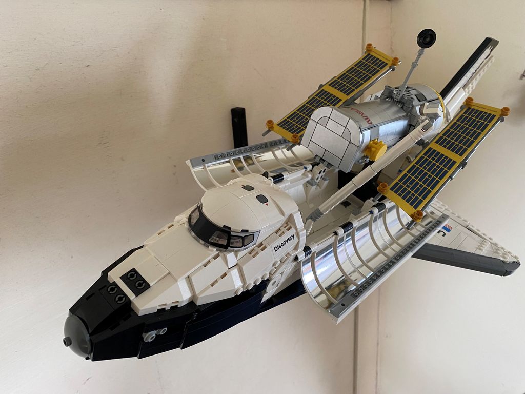 Muurbevestiging voor LEGO Shuttle Discovery 10283