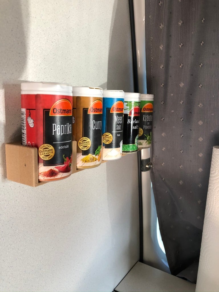 Praktische kruidenplank voor campers en keukens