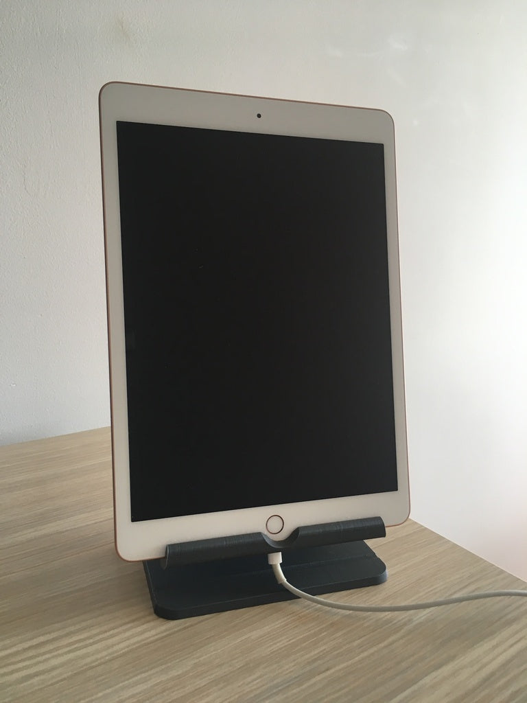 Eenvoudige iPad-standaard met ruimte voor Apple Pencil en Lightning-kabel