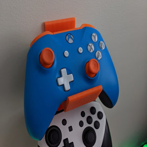 Wandgemonteerde controllerhouder voor 2 gamepads