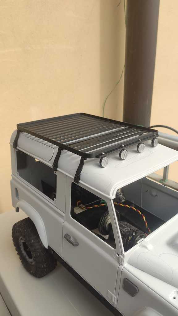 Realistische L-beugels voor dakdragers op RC4WD Land Rover Defender D90