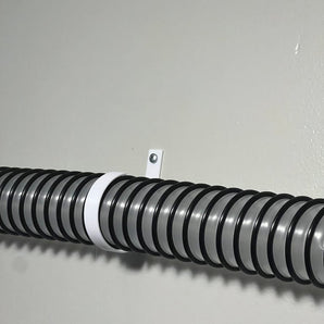 Wandgemonteerde houder voor 2-inch vacuümslang