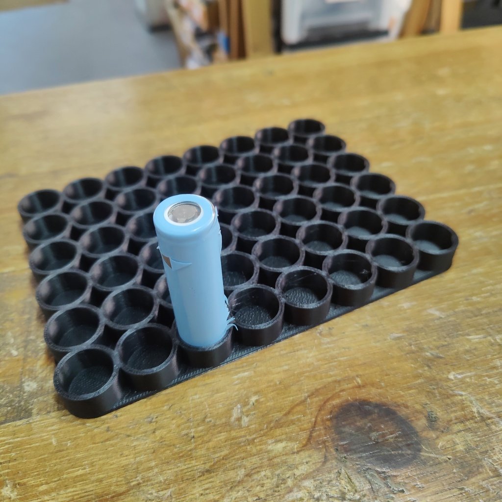 3D-geprinte houder voor 18650-batterijen