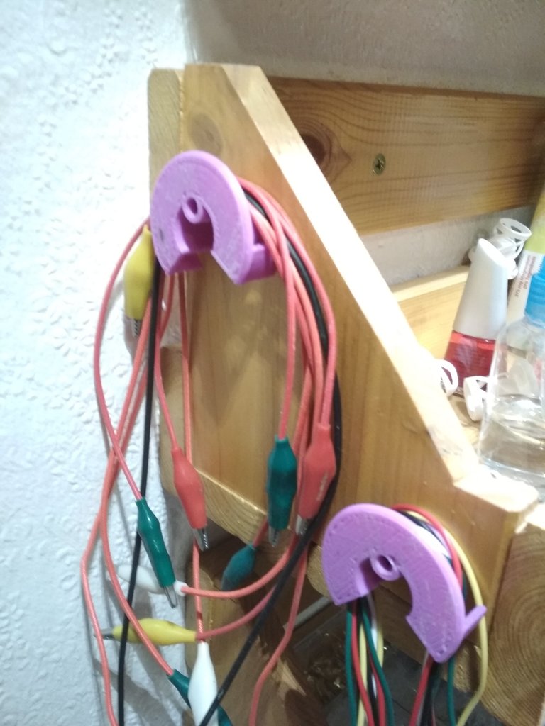 Kabelorganisator / Hangerm