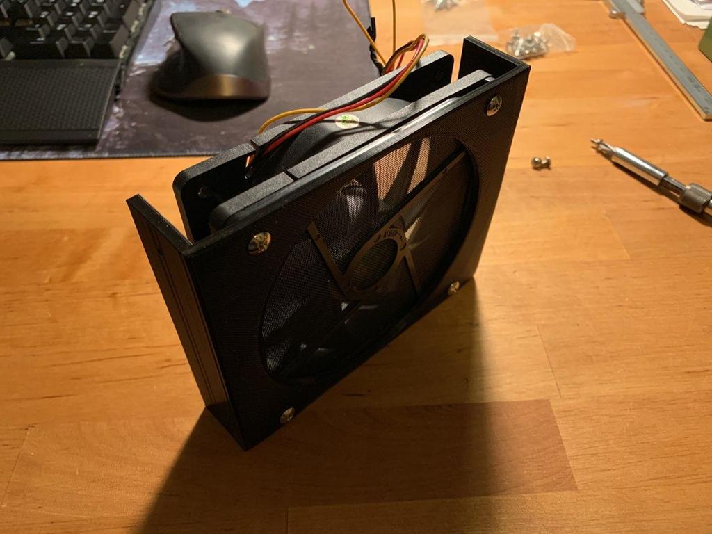 120mm 5,25 inch drive bay ventilatorbevestiging