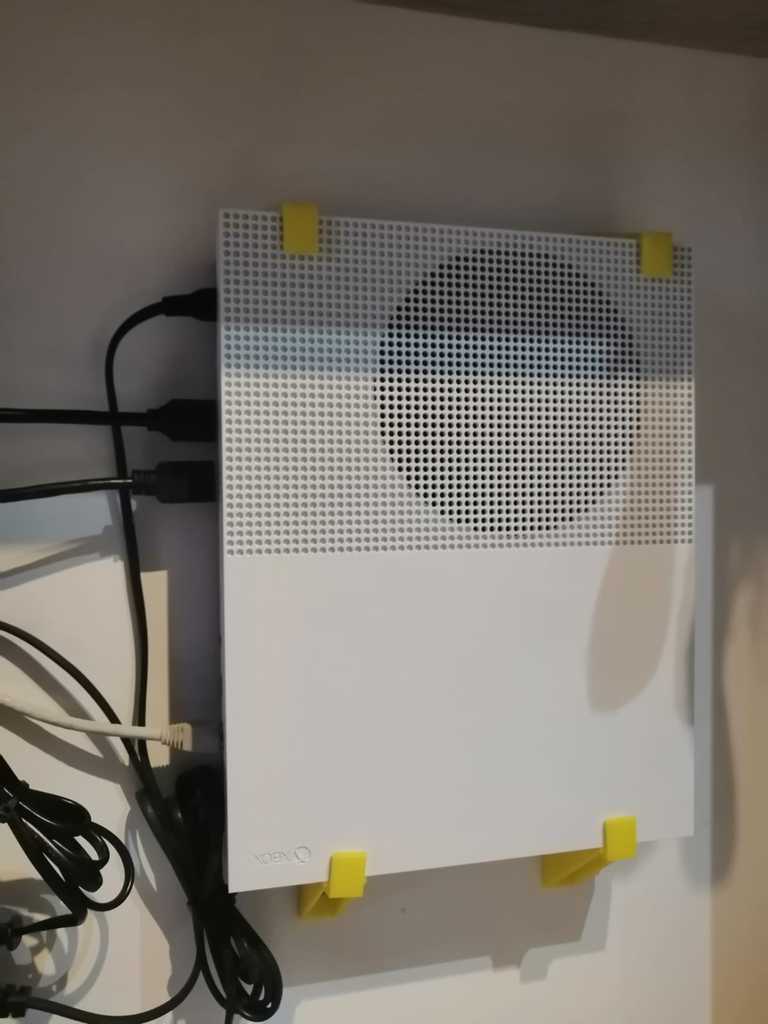 Xbox One S Wandmontage