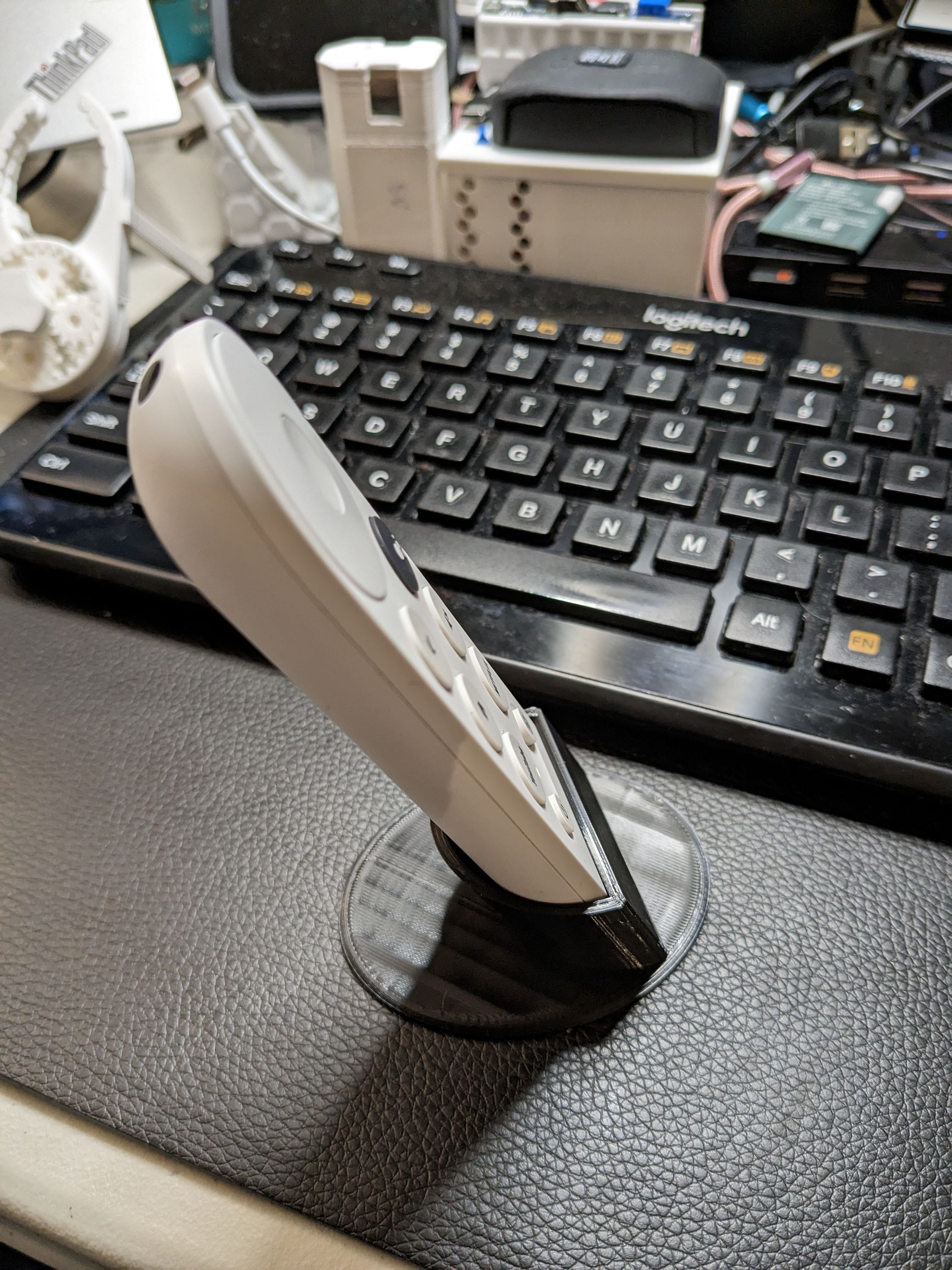 Houder voor Chromecast met Google TV-afstandsbediening