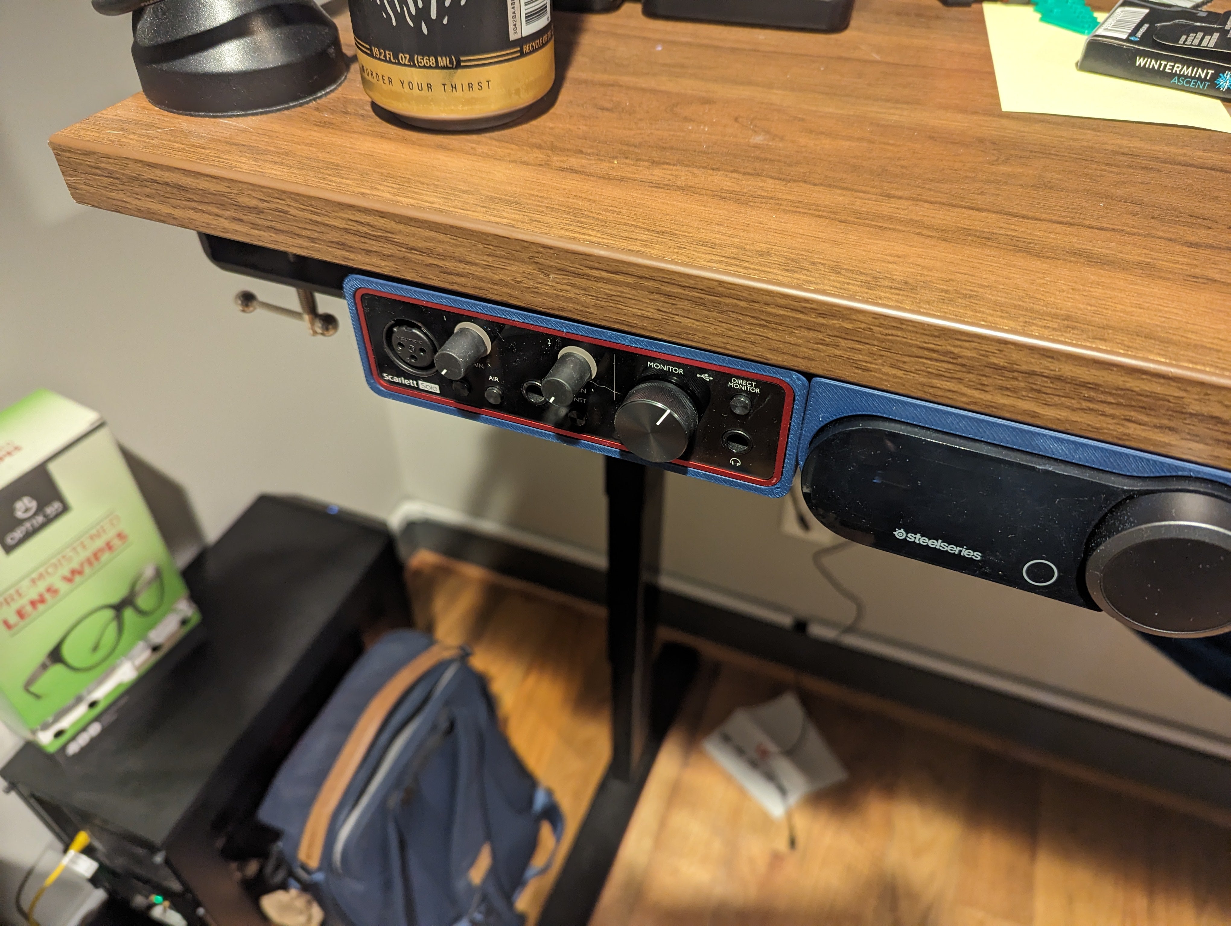 Focusrite Scarlett Solo Bureau-montage