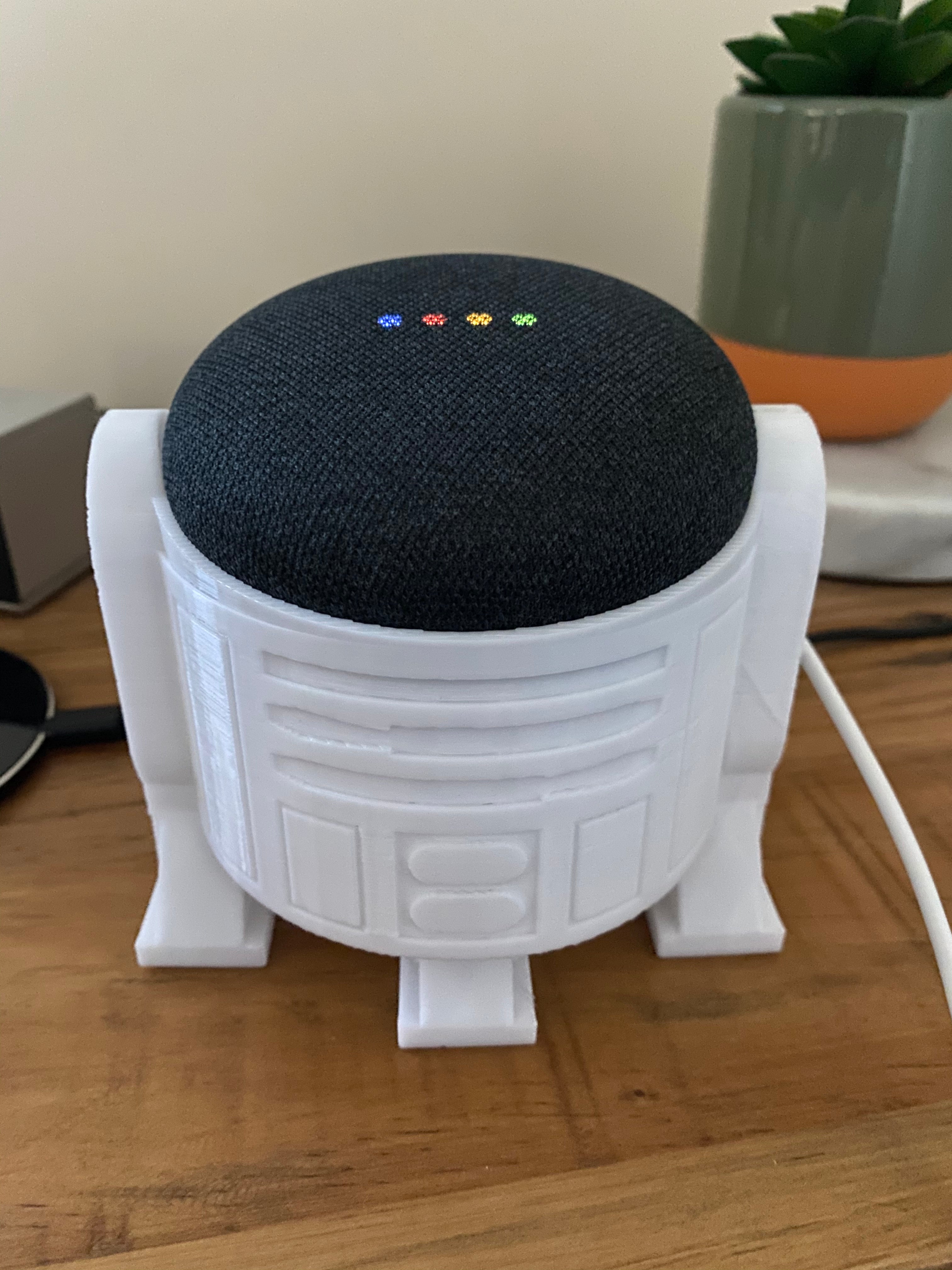 R2D2 houder voor Google Nest Mini