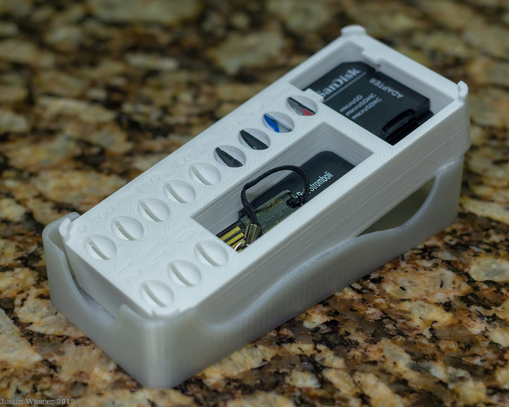 SD- en Micro SD-kaarthouder met klein opbergvak