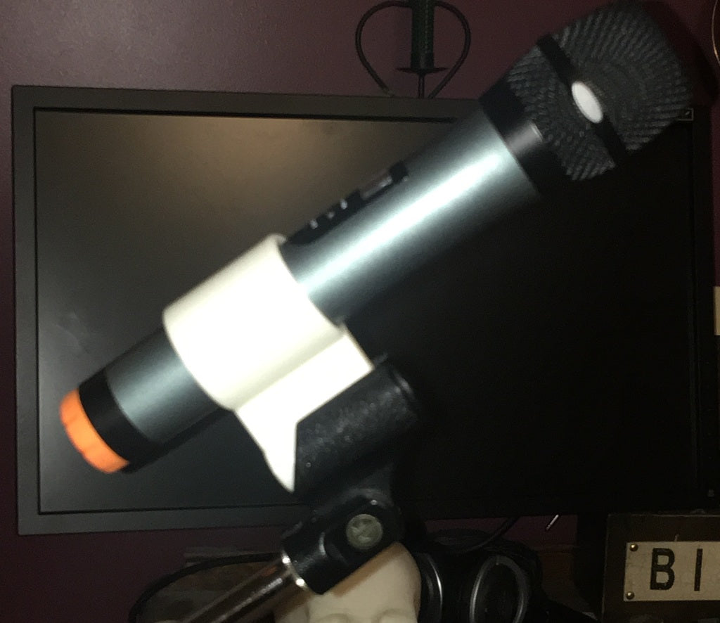 Adapter voor microfoonstandaard voor grotere draadloze microfoons
