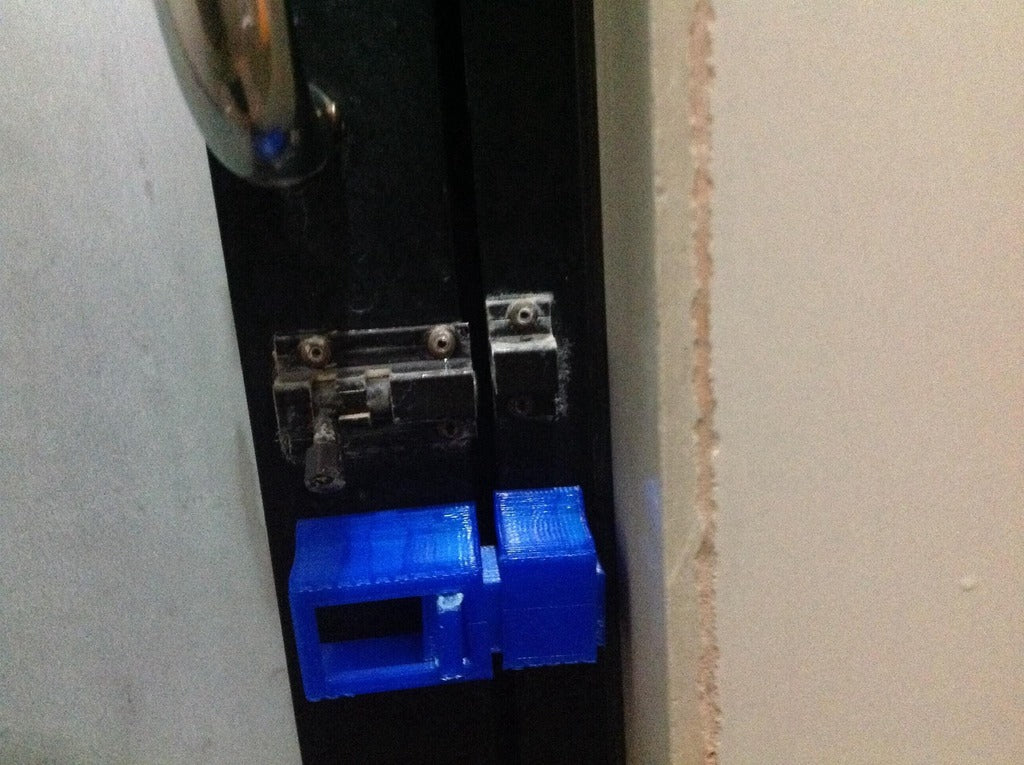 Eenvoudig deurslot voor badkamer- en schuifdeuren