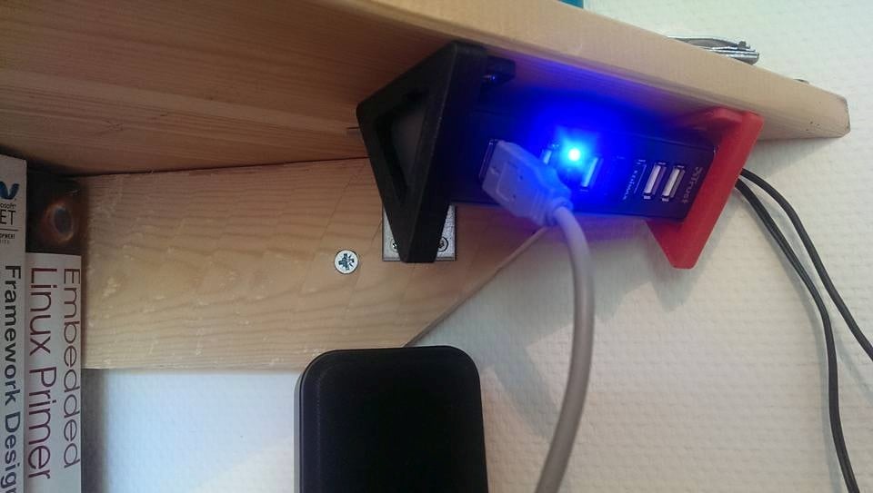 Beugel voor Trust 7-poorts USB-hub