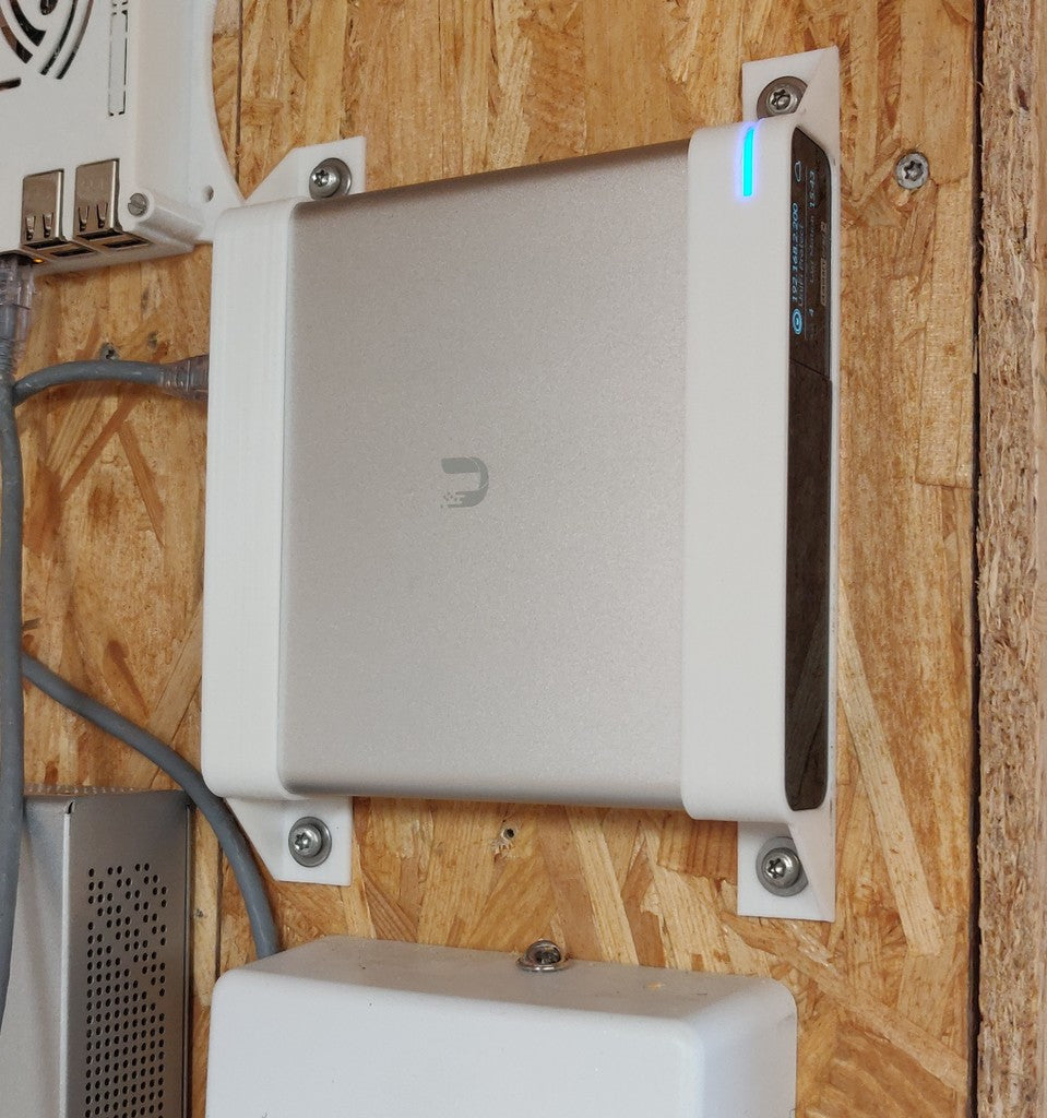 Wandmontage voor Ubiquiti Unifi Cloud Key Gen2 Plus (2 delen)