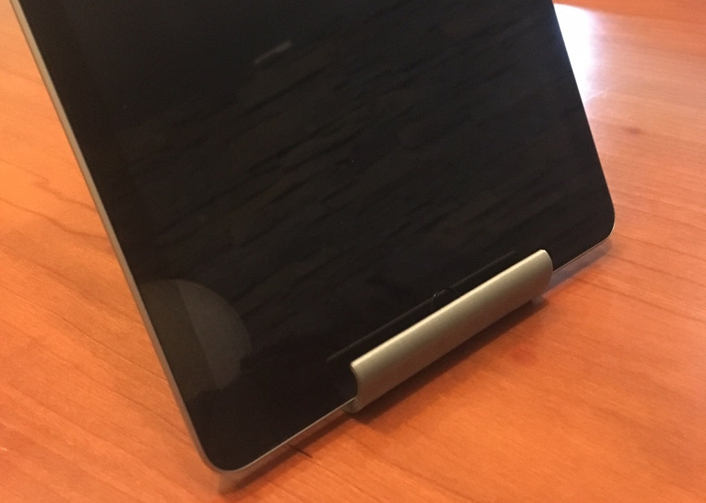 Elegante tablet- en iPad-standaard