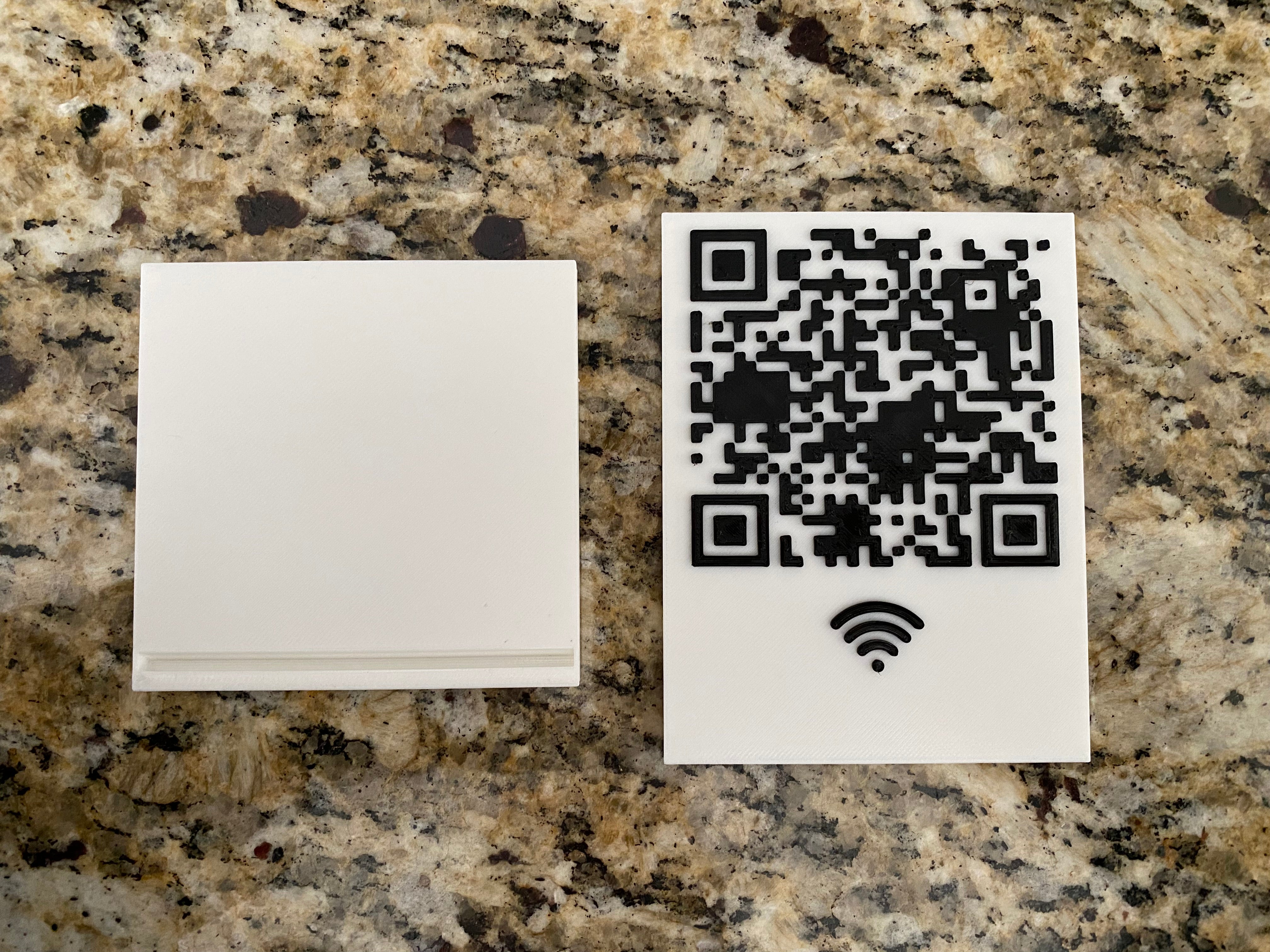 WiFi QR-code bord met standaard