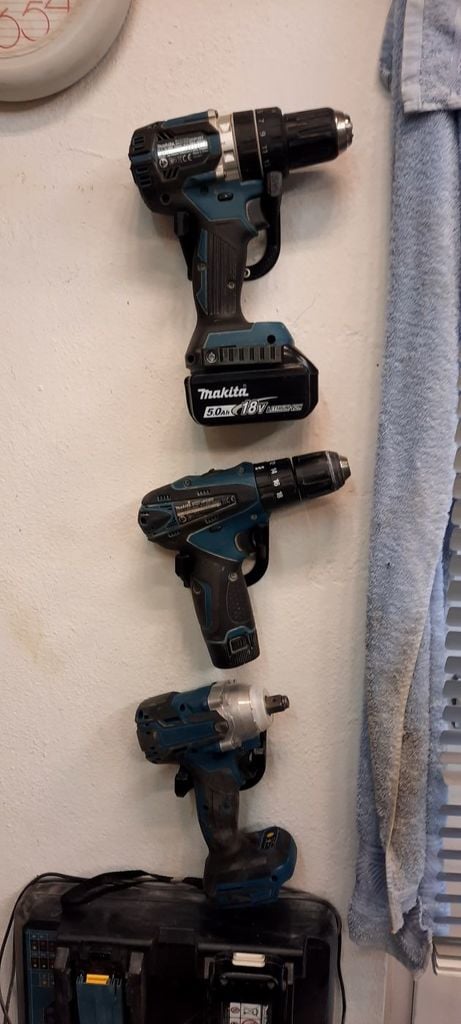 Makita draadloze gereedschap-wandhouder