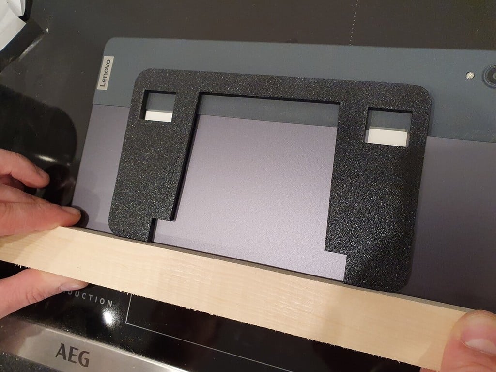 Zwevende tablet-wandhouder met opladersteun
