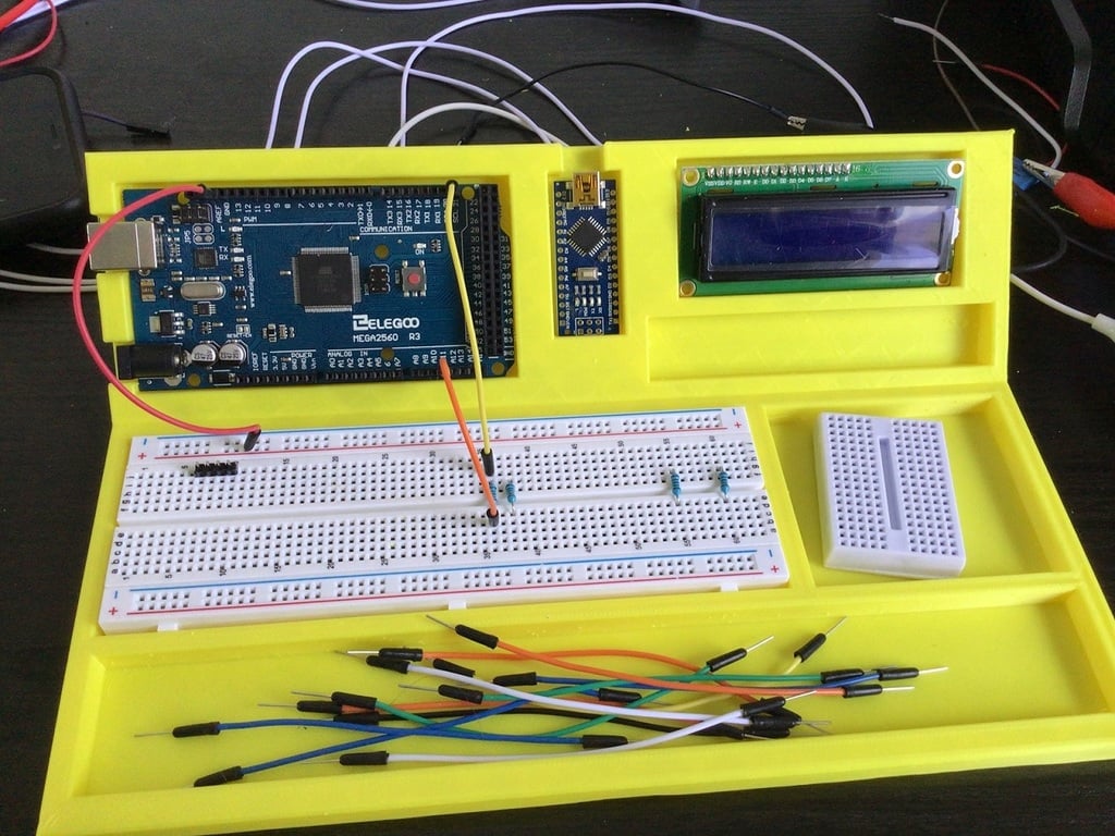 Arduino-microcontroller en breadboard-standaard