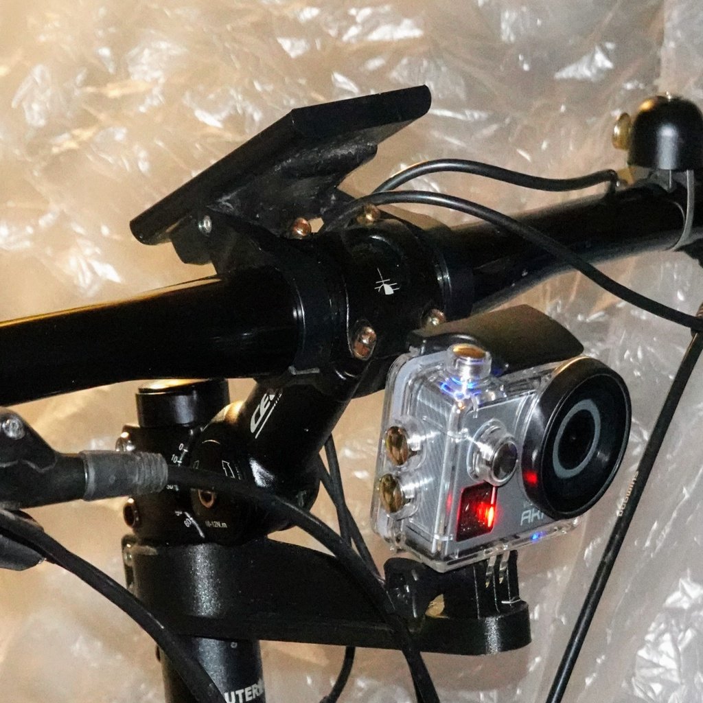 Sportcamera montagebeugel voor fietsstuurpen
