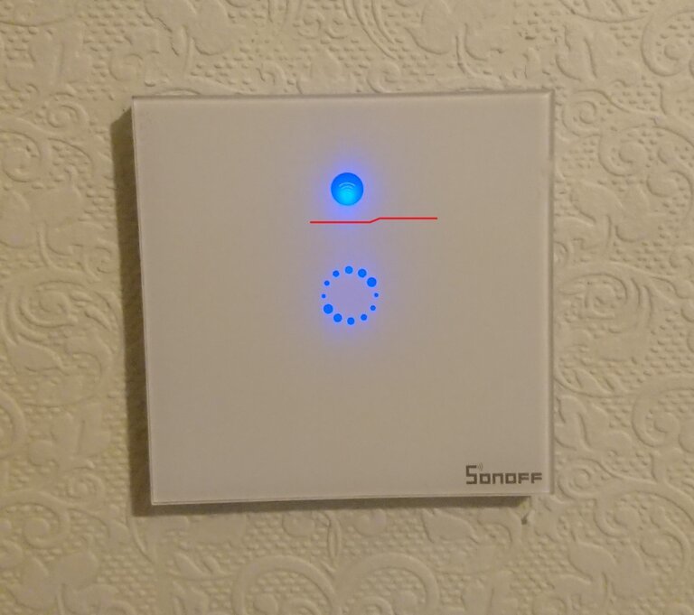 Sonoff Touch Cover voor knipperende LED bij wifi-storing