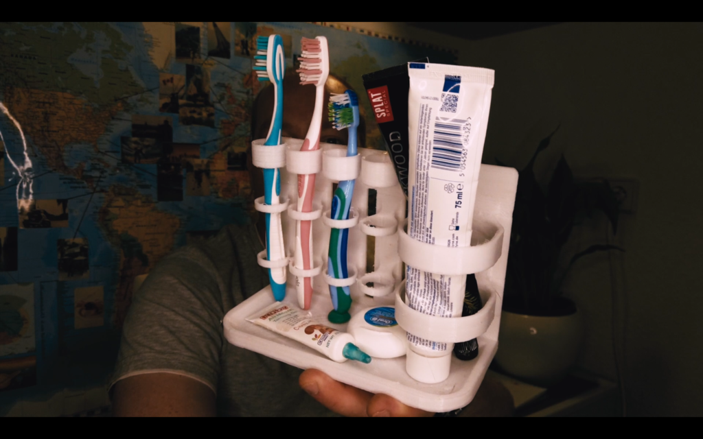 Badkamerorganizer voor tandenborstel en tandpastahouder