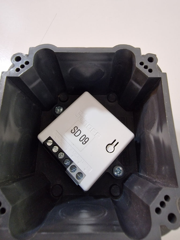 Sonoff Mini R2-adapter voor Zwitserse stekkers (HSB-WEIBEL)